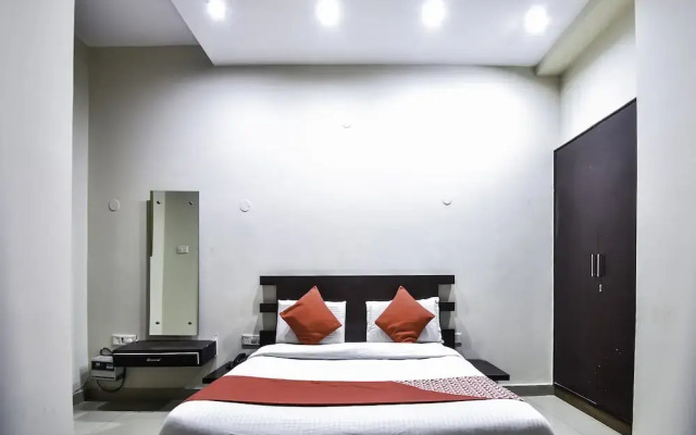 OYO 2615 Hotel Lords