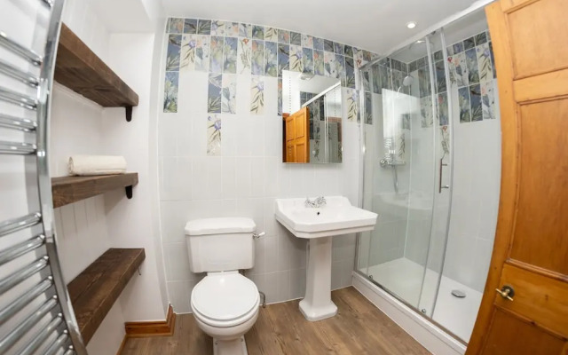 Watermouth Castle, Bassett Apartment