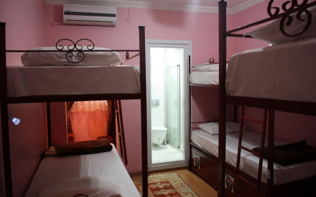 Big Apple Hotel