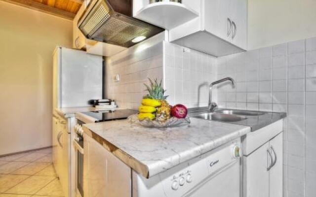 LANA house with apartment