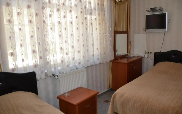 Sadikoglu Oteli