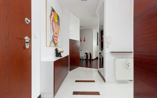 Apartment Mołdawska Warsaw by Renters