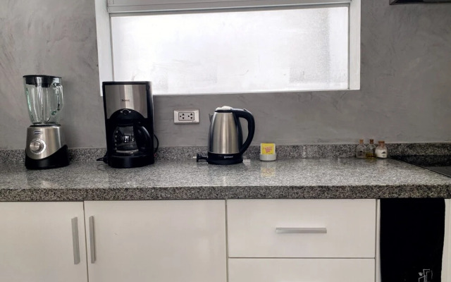 Ayacucho apartments near Huaca Pucllana by Wynwood-House