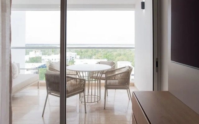 w Cozy Loft w Balcony in Crespo