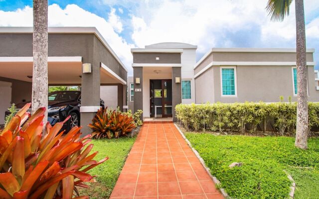 Caguas 4 Bedroom Vacation Villa