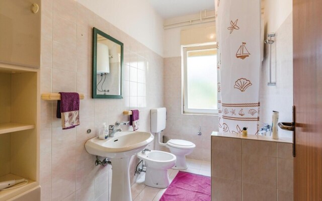 Nice Home in Vodnjan With Wifi and 2 Bedrooms