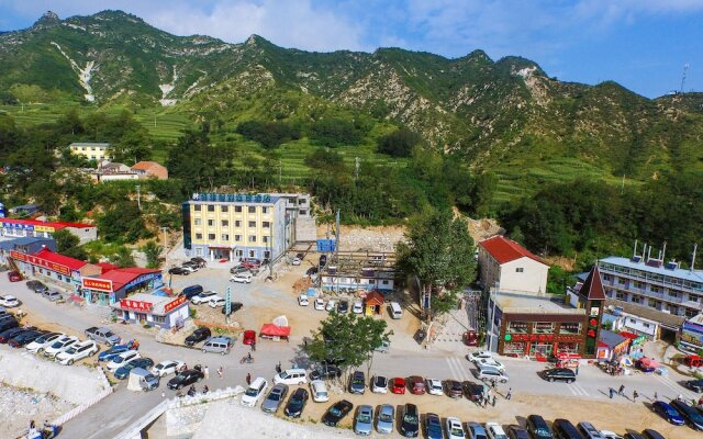 Yijie Holiday Hotel  Laiyuan Baishishan