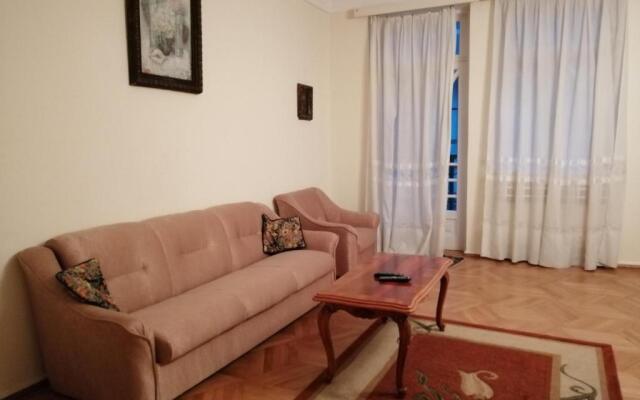 Apartment on Rustaveli 41