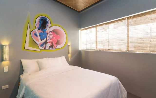 MNL Beach Hostel Boracay