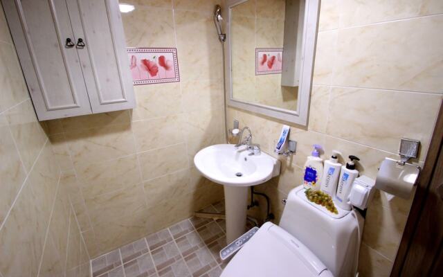 Happiness Full Guesthouse