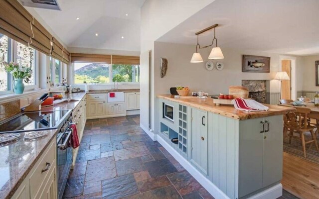Craigeanie Farmhouse