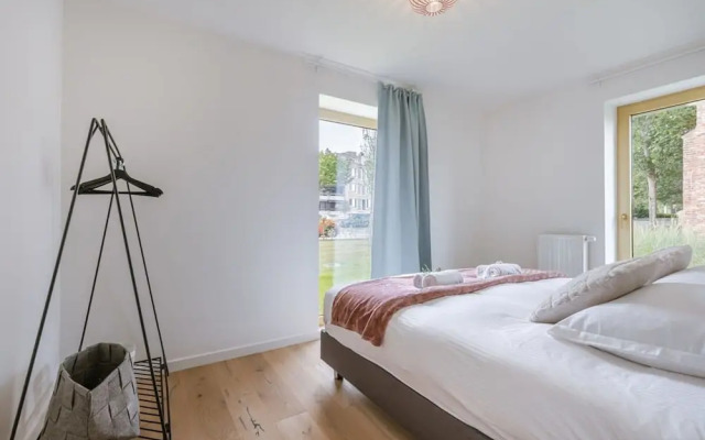 Modern 3 Bedroom Apartment in Blankenberge