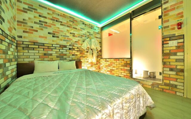 SS Motel