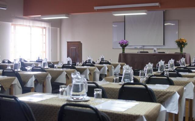 San Isidro Inn