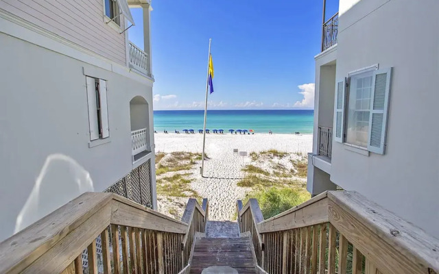 Sea La Vie in Miramar Beach