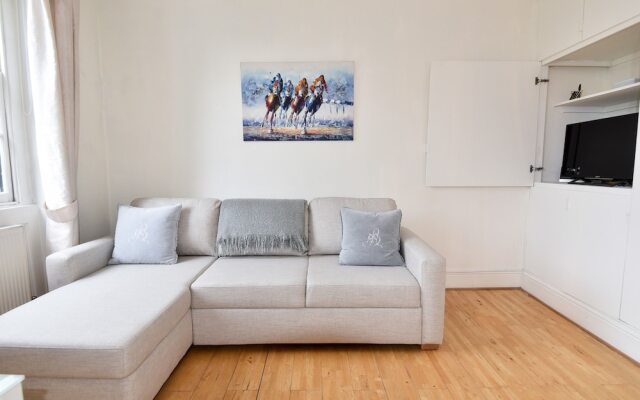 1 Bedroom Flat Near Kentish Town