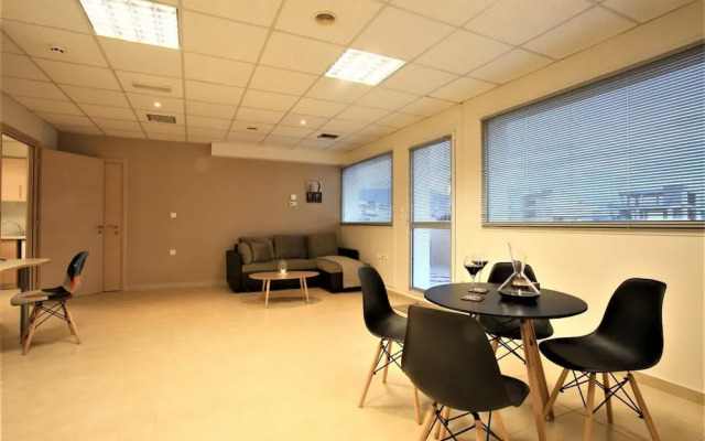 GK Airport Suites - Free Shuttle