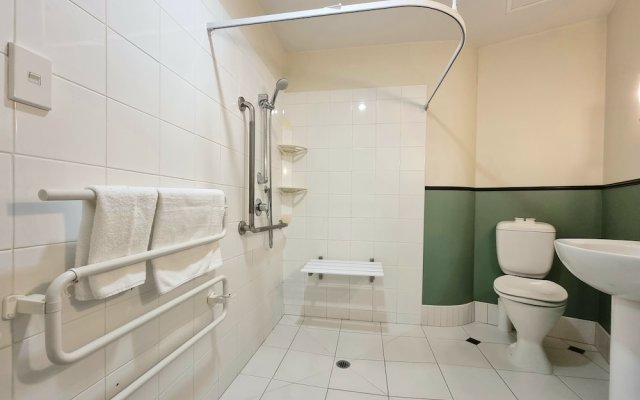 One Bedroom with Disabled Bathroom