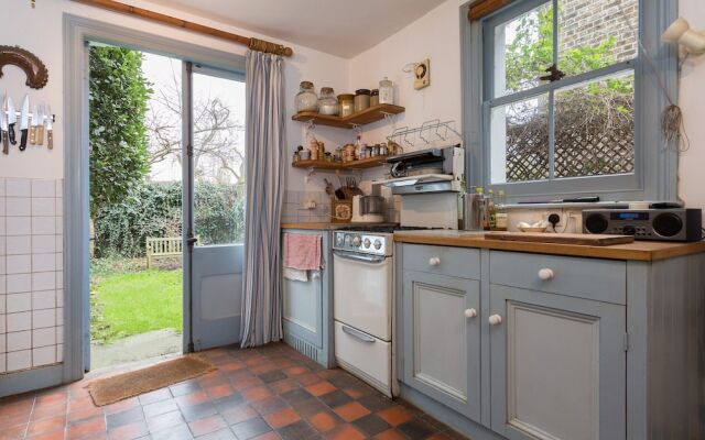 3 Bedroom Home With Garden