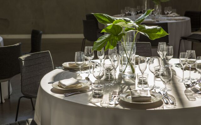 Kimpton Everly Hotel Hollywood by IHG