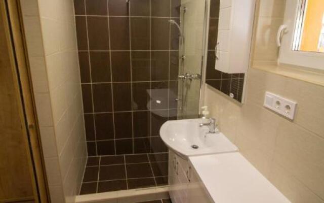 Radics Panzió Étterem és Pihenő Központ