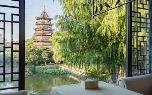 Huayi Jiankang Hotel