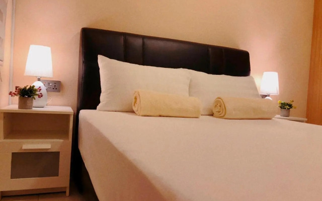 101 Sky Mirror Homestay