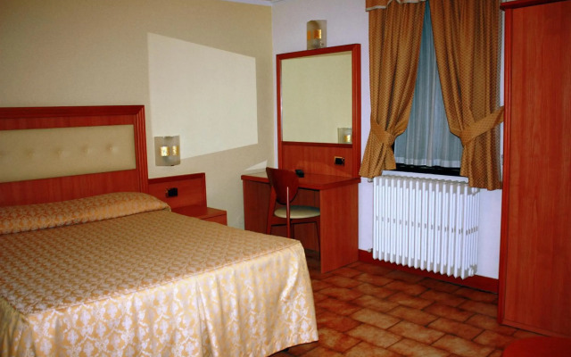 Piccolo Hotel