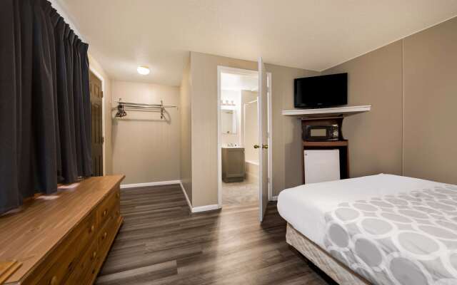 Rodeway Inn La Crosse