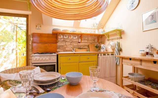 Tranquil Apartment in Marine Zemlje Near Stiniva Beach