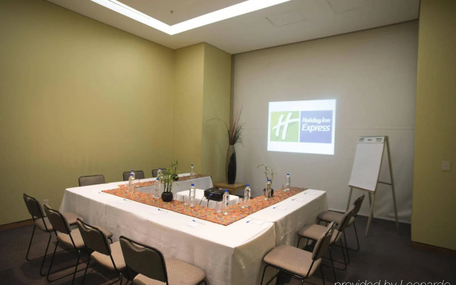 Holiday Inn Express Mexico Reforma by IHG