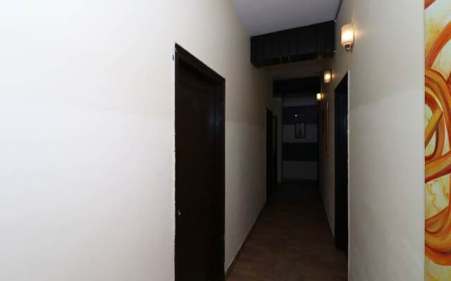 OYO 12477 DLF Phase 2