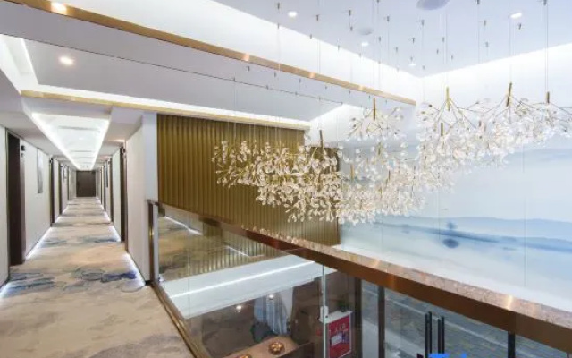 Yunan 318 Hotel (Chengdu East Railway Station West Square Tazishan Park Subway Station) – Outside – Chengdu