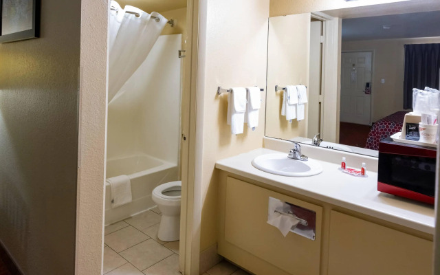 Econo Lodge McAlester