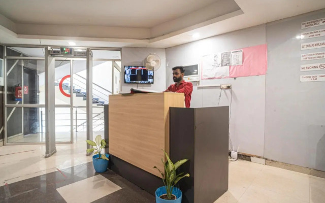 Red Coral Hassanpur by OYO Rooms