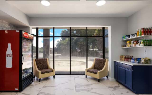 Suburban Studios Hinesville - Fort Stewart Area