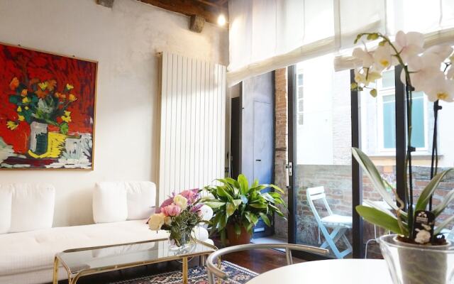 Trifora apartment
