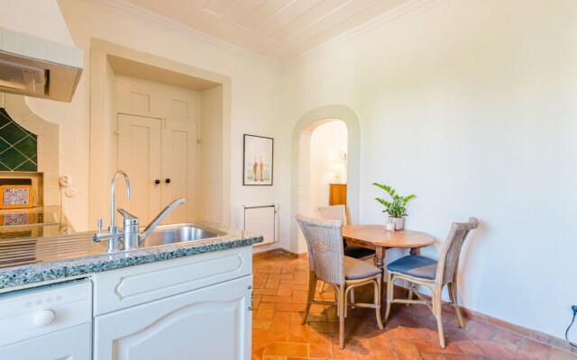 Casa Omlandia With Pool - Lagos Old Town