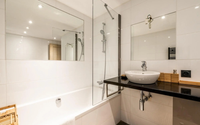 PADOUK - Apartment with hot tub in Courchevel Moriond