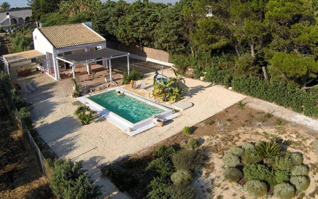 Jabia Beach House - Villa on the Beach - Private Beach