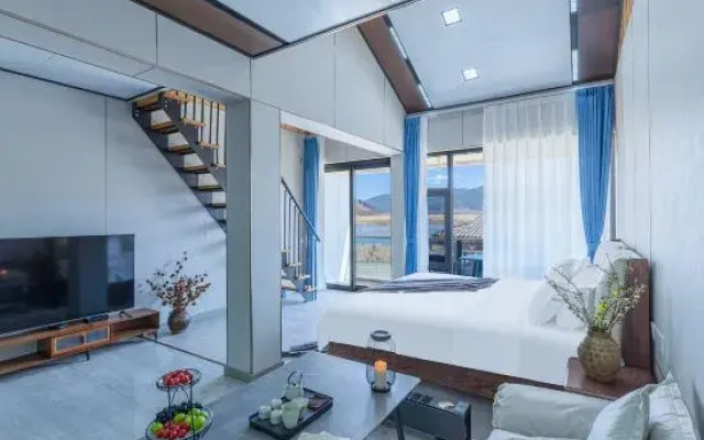 Yiwan Huqi Homestay in Lugu Lake