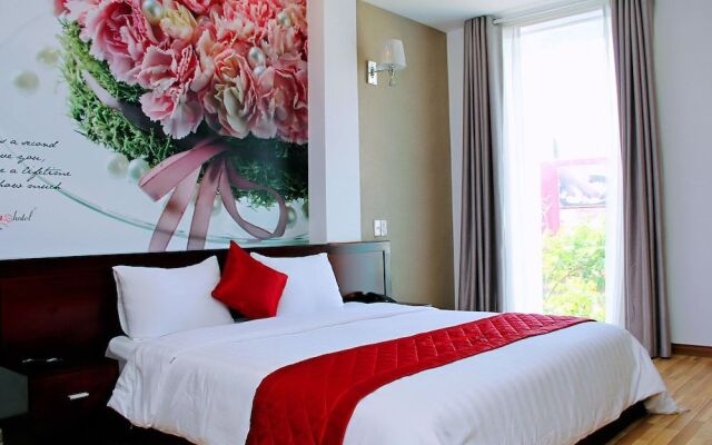 The Carnation Hotel Da Nang