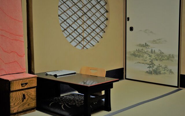 Toshiharu Ryokan