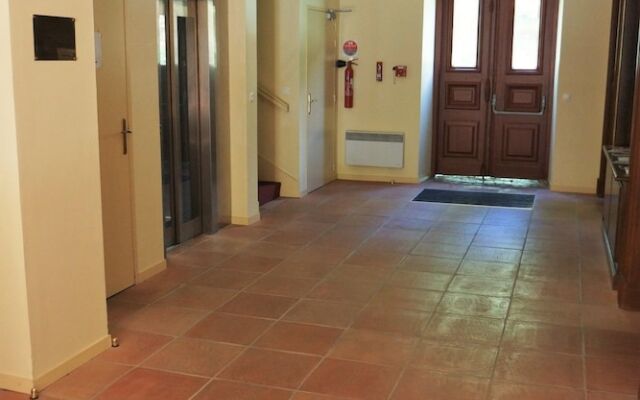 Logement n202 4pers face aux Thermes