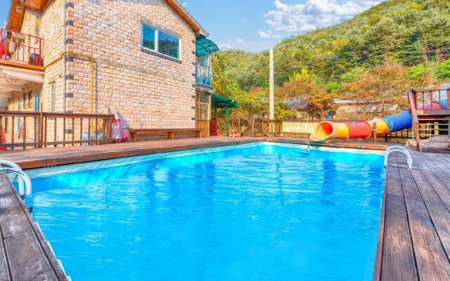 Gapyeong Rainbow Pension