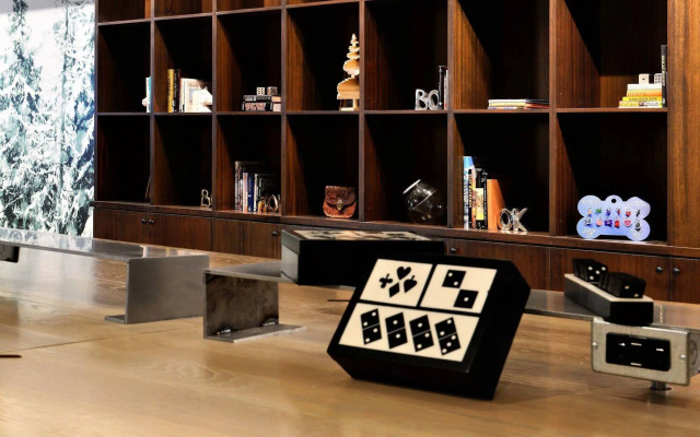 Renaissance Reno Downtown Hotel & Spa