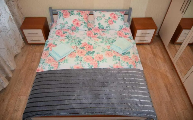 Fashion in the house on Akhmediyar Khusainov street 55