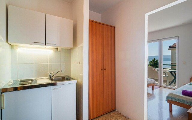 Nice Apartment in Stanici With Wifi