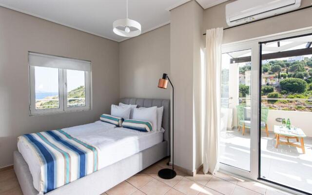 ELIDA -pool, billiard, views, 4min walk to the sea