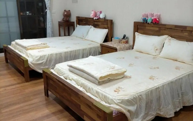 Qin Shui House